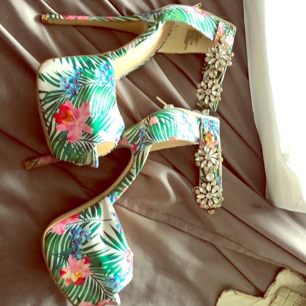 7.5 Heels from Shoe Dazzel